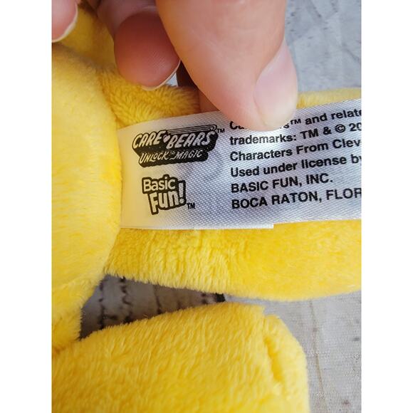 Care Bears Yellow Birthday Bear Stuffed Bean Plush Cupcake Party Hat 9inch - Picture 6 of 9